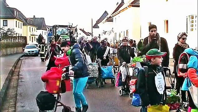 Auf großer Tour zum Rosenmontagszug Gemünd in der Eifel – 2015 – 1