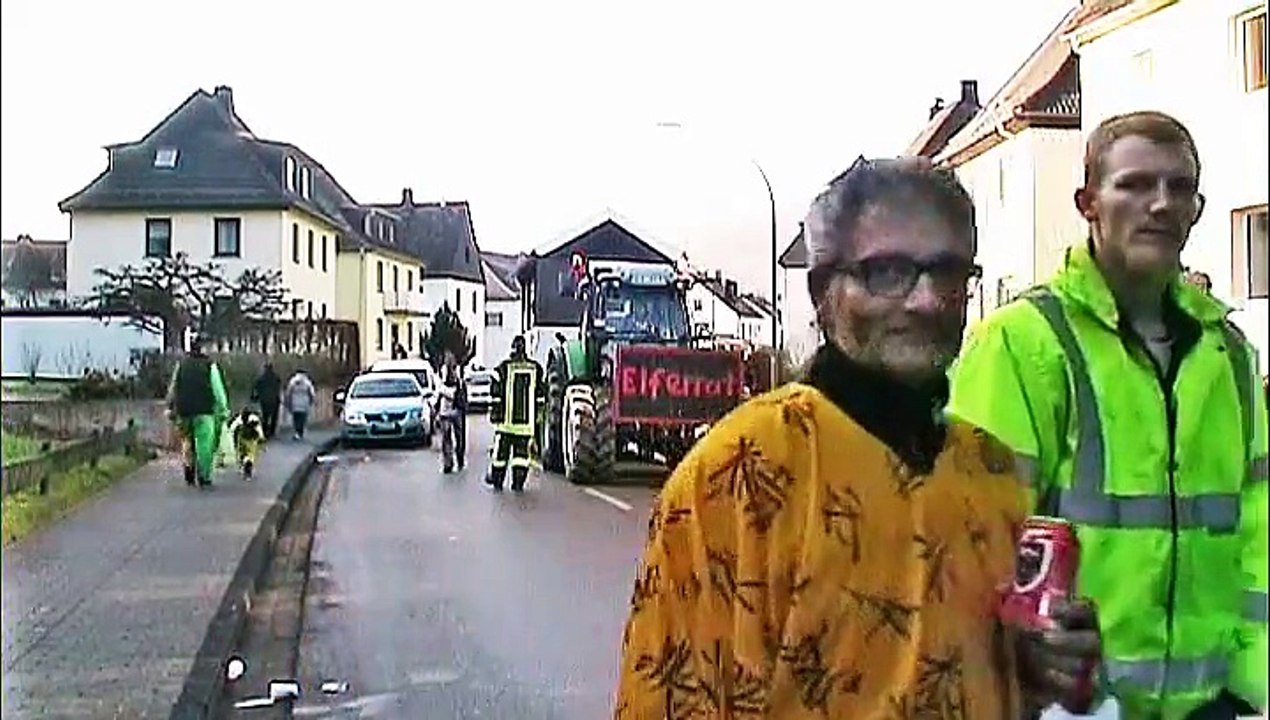 Auf großer Tour zum Rosenmontagszug Gemünd in der Eifel – 2015 – 2