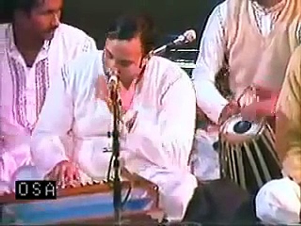 Nusrat Fateh Ali Khan - Oh Disdi Kulli Yaar Di (Full)