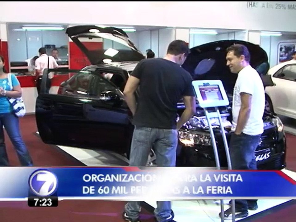 Expertos recomiendan informarse bien antes de comprar un vehículo