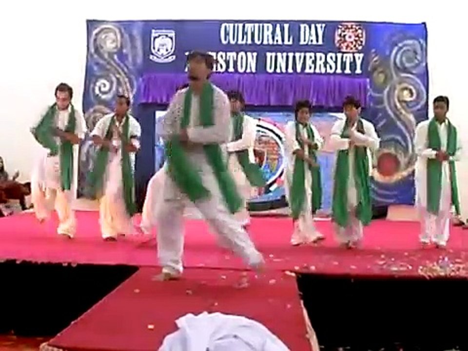Preston University Ethnic Day - Pakistani Performance