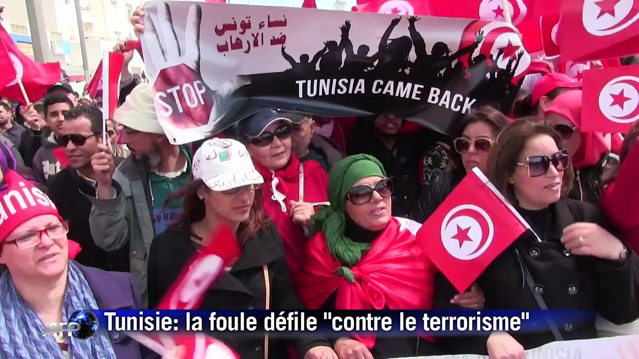Tunisie: une foule à Tunis pour dire "non au te...