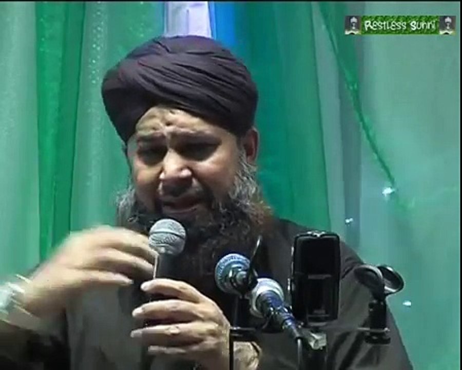 ---Main Madinay Chala Emotional kalam recited by Owais Raza Qadri in UK - YouTube