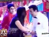 Ronit Ko Aaya Gussa!!! - Itna Karo Na Mujhe Pyaar - 29th March 2015