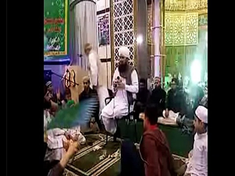 Muhammad Owais Raza Qadri New 2015 Mehfil e Naat In UK 15th Jan 2015 - YouTube