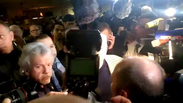 Jean-Marie Le Pen arrive à Carpentras