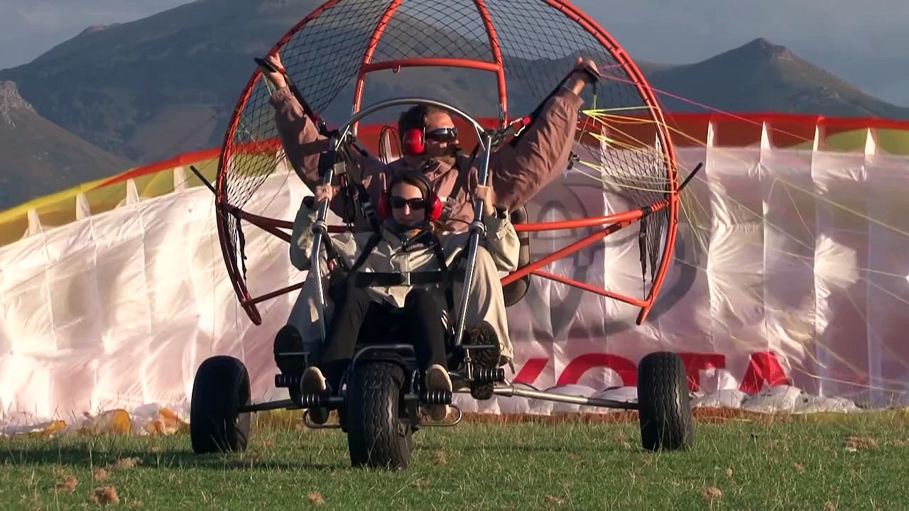 Paramoteur 64: Vol tandem en paramoteur chariot biplace