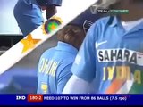 MS Dhoni Attacking Pakistani bowlers India v Pakistan 2006