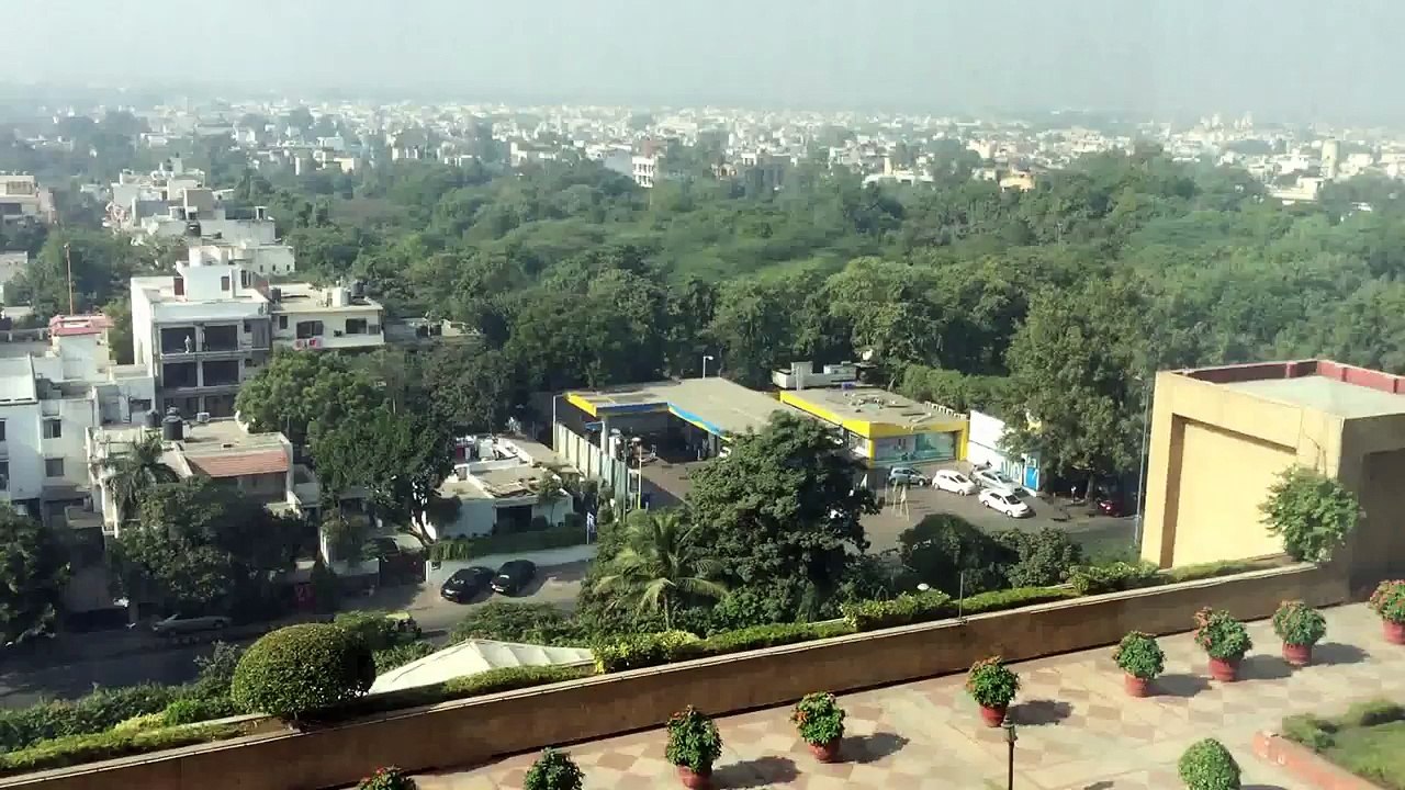 Dubai 7 Star Hotel- Most Expensive Hotel Burj Al Arab -Interior View Documentary (HD)