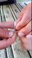 طريقة اخراج الخاتم العالق بالاصباع !!