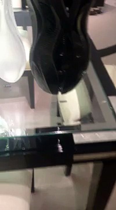 تحف منزليه تصل قيمتها الى اكثر من مليون ريال في سوق هارودز بلندن !