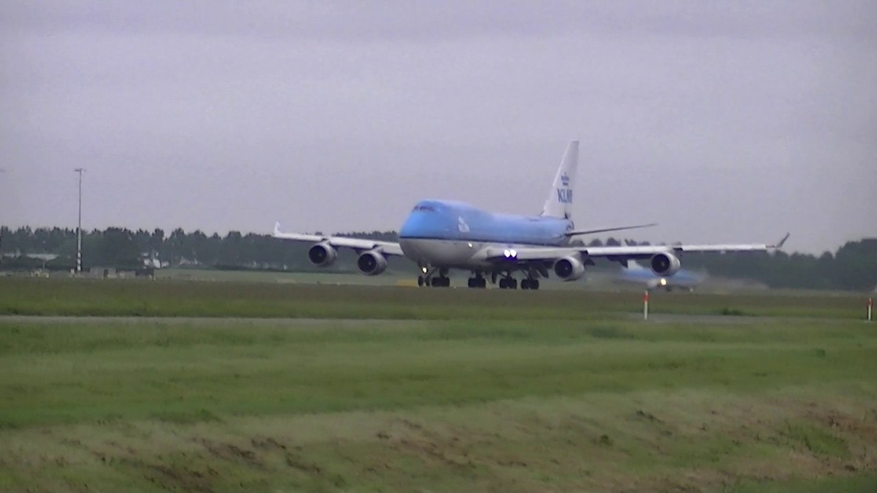 KLM Boeing 747 PH-BFK TakeOff Amsterdam Schiphol Airport