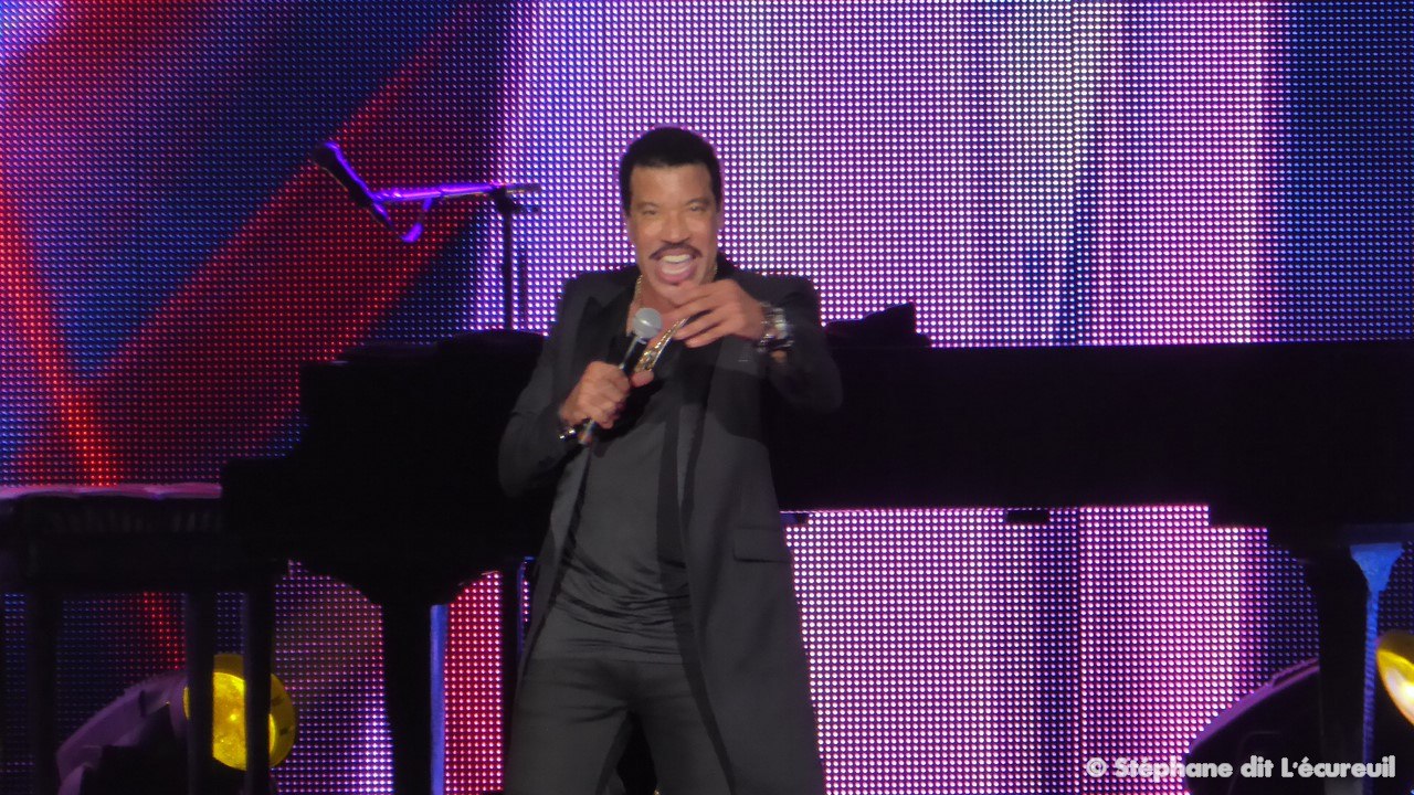 Lionel Richie All Night Long Live In Paris