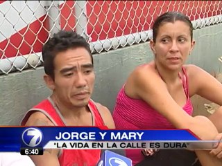 Los indigentes de la capital intentan sobrevivir todos los días