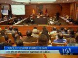 Concejo sesiona primer debate del incremento de tarifas de taxis