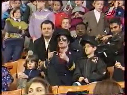 staroetv.su / Время (ОРТ, 16.09.1996) Майкл Джексон в Москве