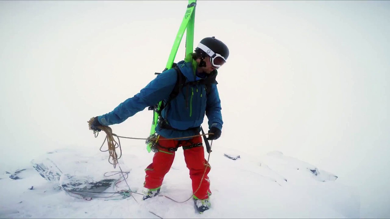 Descente du couloir le plus étroit de Norvège