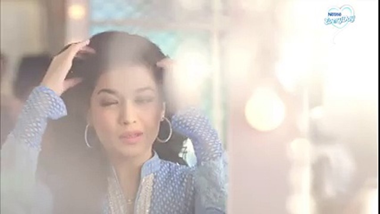Watch Sanam Jung all set to challenge the entire Pakistan in a quest to uncover the KHAAS tea! Everyday