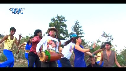 Gal Chhuantam ओठ चुमतम - Lahanga Lutail Holi Me - Bhojpuri Hot Holi Songs 2015 HD