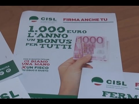 Napoli - La Cisl raccoglie firme per bonus di 1000 euro annuale -1- (27.03.15)