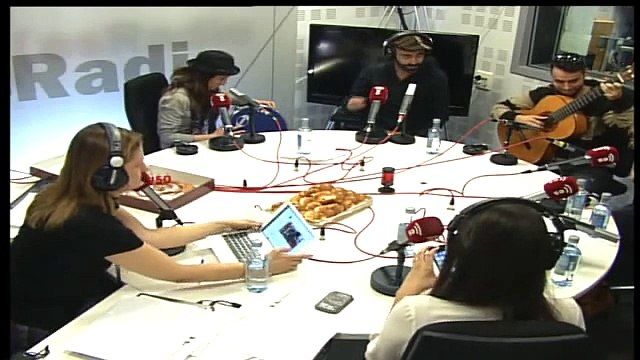 El Zurdo hace una canción a Déjate de Historias