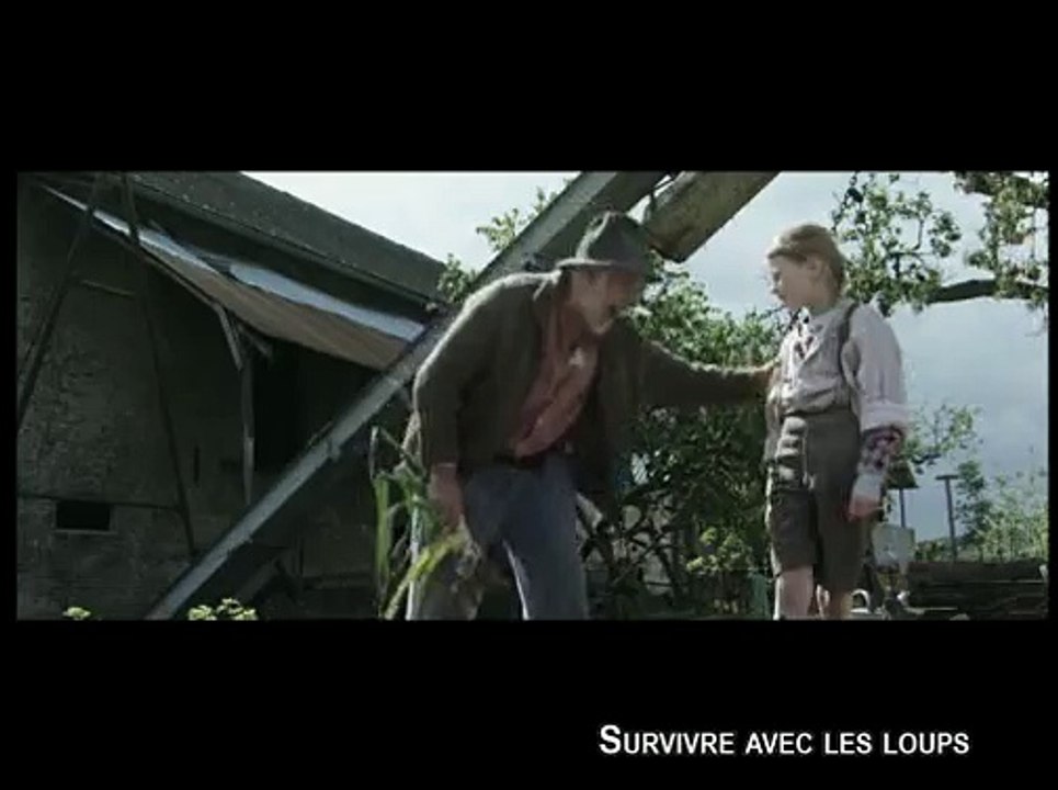 SURVIVRE AVEC LES LOUPS - Bande-annonce