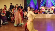 Pakistani Wedding Mehndi  Dance On Mehndi Taan Sajdi