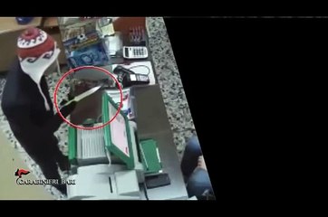 Barletta - Rapina tabaccheria tre volte in 15 giorni, arrestato (28.03.15)