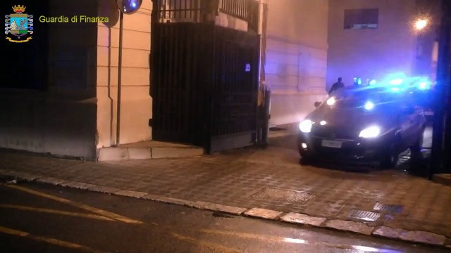 Gioia Tauro (RC) - 'Ndrangheta, sequestrato mega centro commerciale (12.03.15)