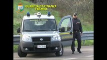 Teramo - Hashish e cocaina nel fanale del Suv, arrestato 32enne napoletano (05.03.15)