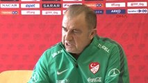 Türkiye Futbol Direktörü Fatih Terim Basın Toplantısı Düzenledi-2-