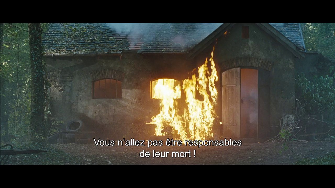 AU PAYS DU SANG ET DU MIEL - Bande-annonce