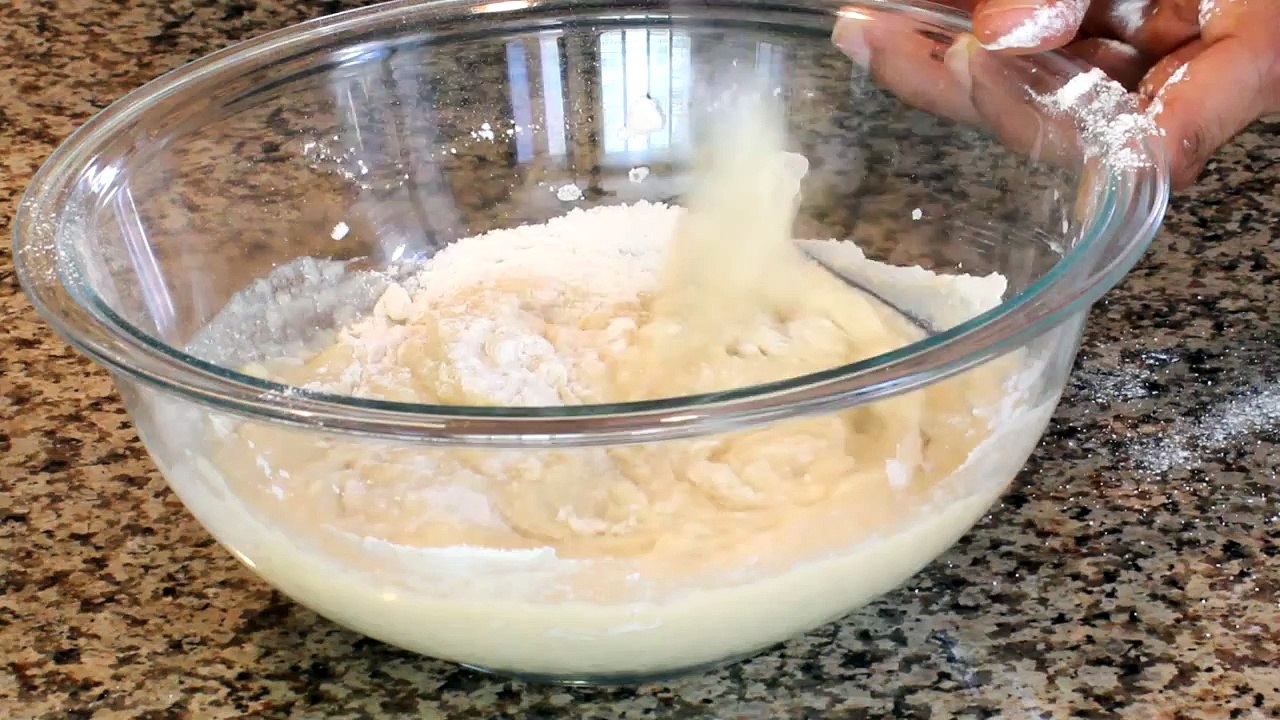 Easy Banana Nut Bread Muffins Recipe | EasyCooking4All.Com