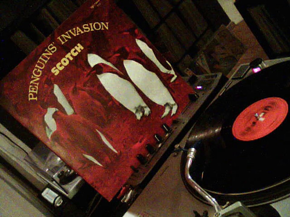 Scotch - Penguins' Invasion 12" [Hot Version]