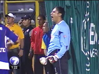 Alajuelense goza de estabilidad bajo los tres palos