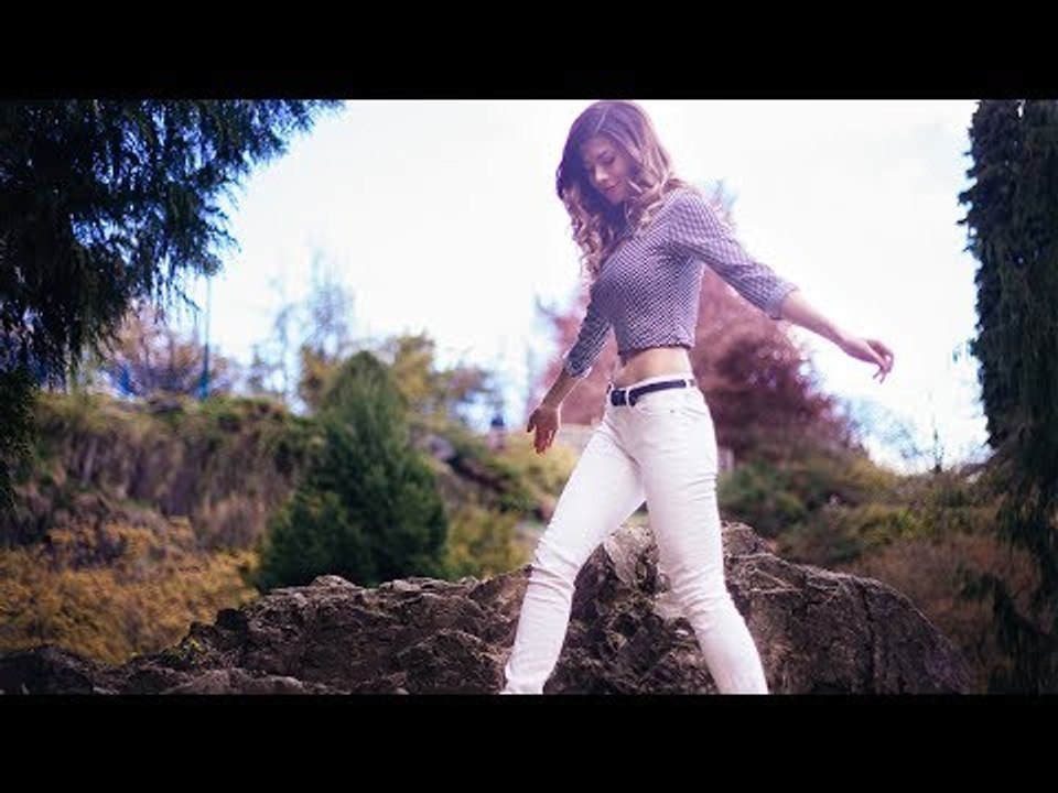 Black & White Spring Lookbook (Stop Motion)