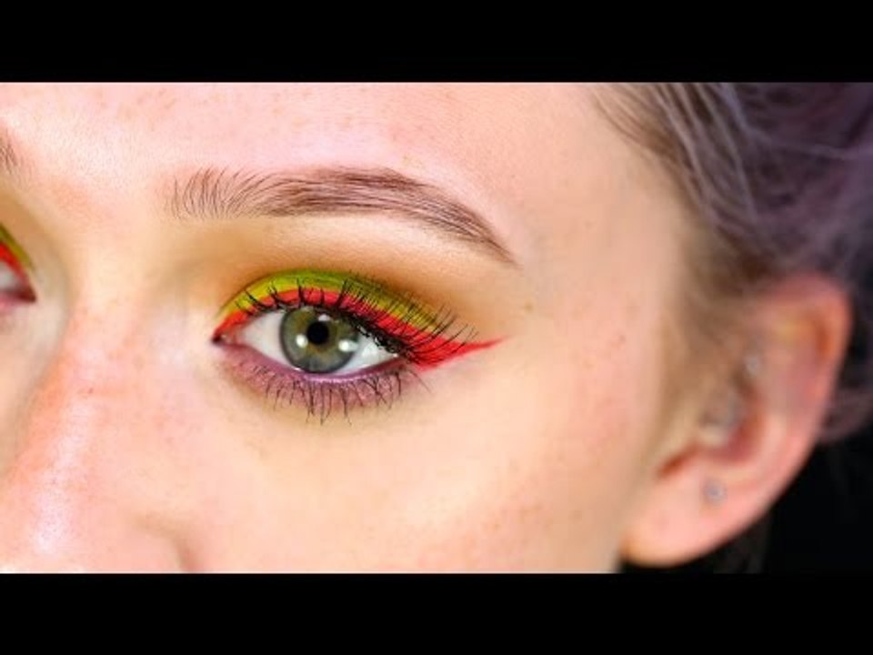 Talk Through Tutorial: Bright Eyes & Red Lips