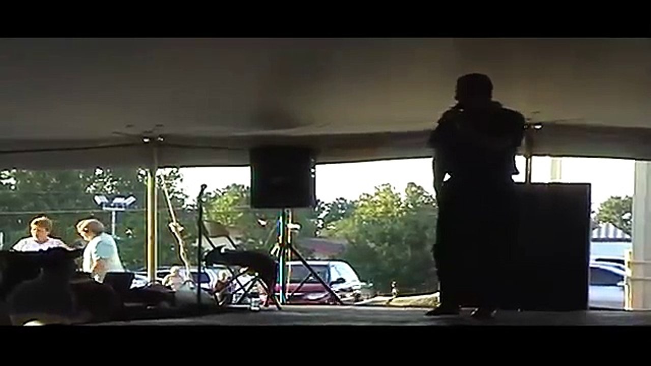 Scott Michael sings AMERICAN TRILOGY at Elvis Week 2006 video copy