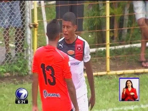 Dos jugadores son sancionados gracias a videos televisivos