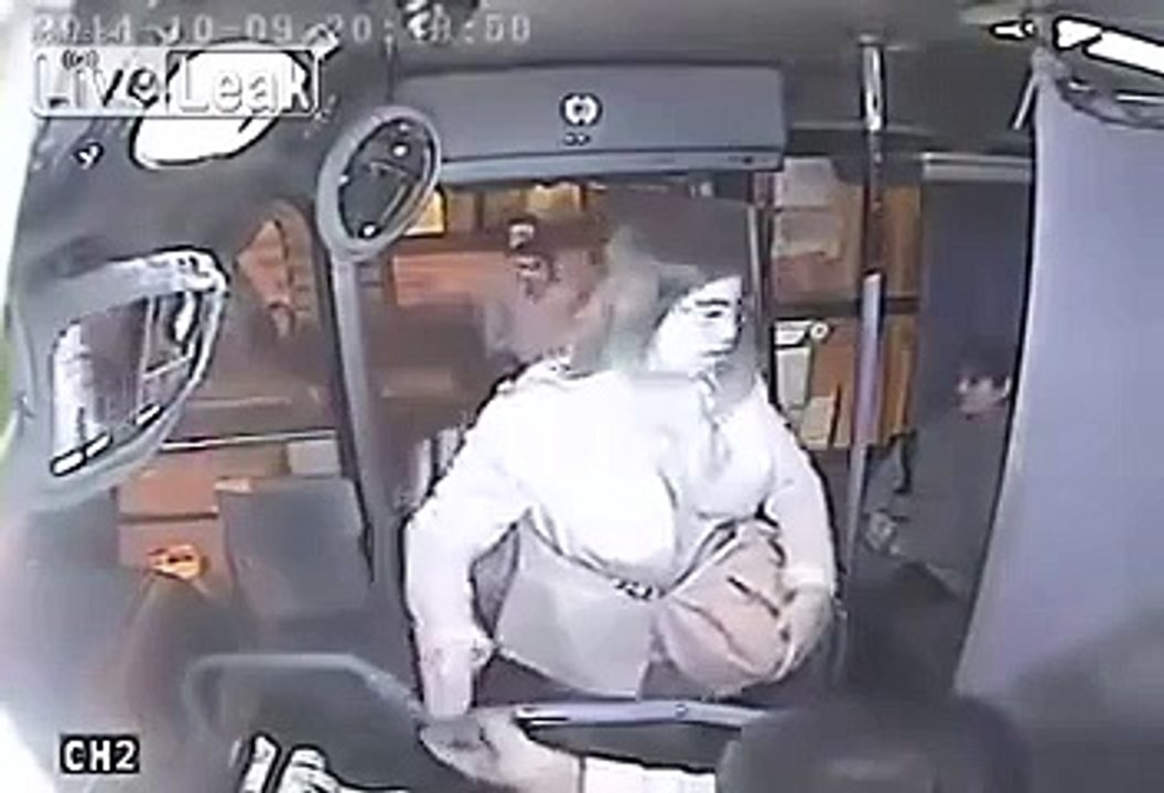 LiveLeak - Instant karma attacks again