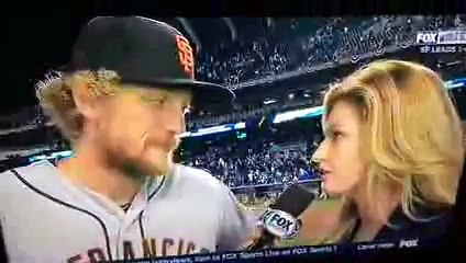 Erin Andrews Blows Postgame Interview With Hunter Pence - YouTube