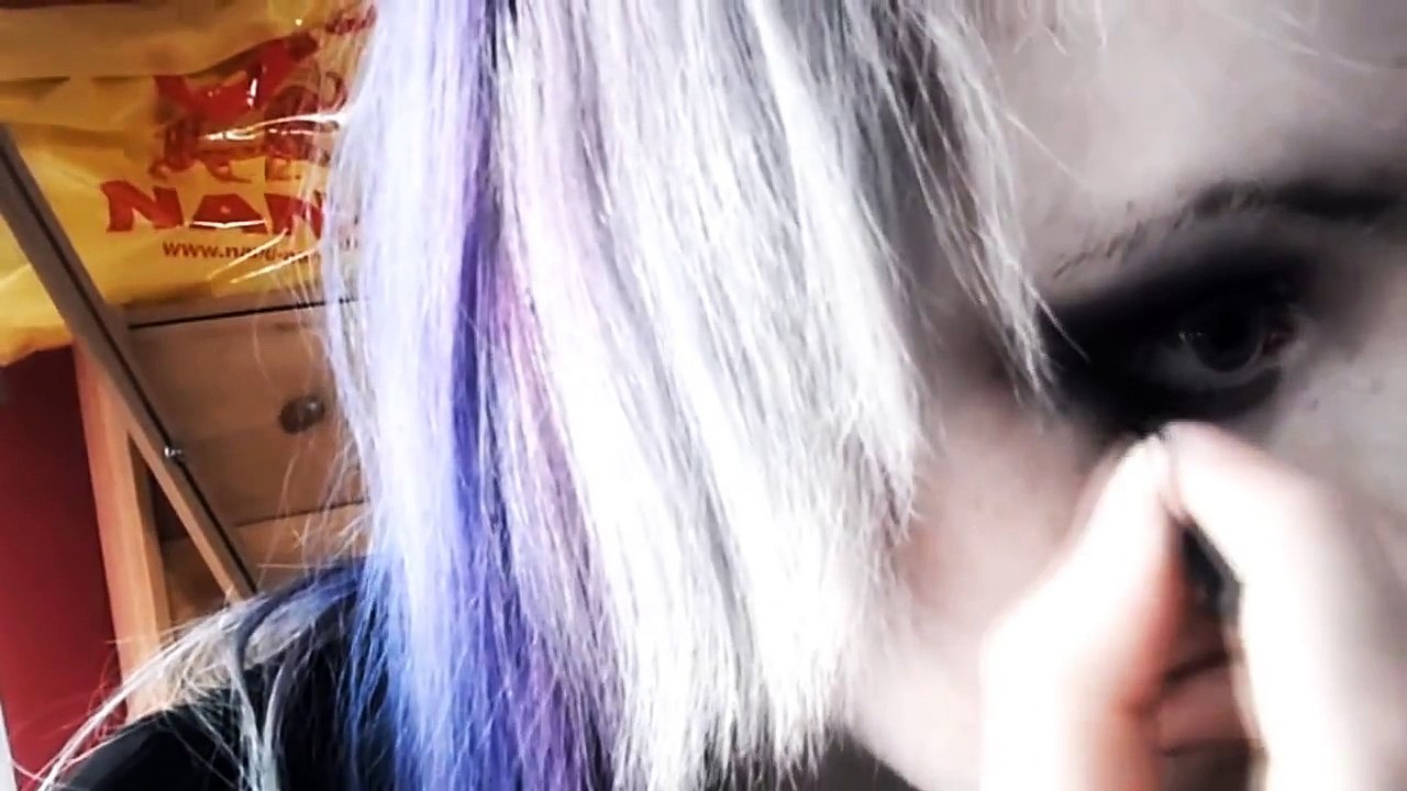 Black Smokey Scene/Emo Makeup Tutorial