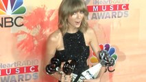 (VIDEO) Taylor Swift WINS Three Awards at iHeart Radio Awards 2015