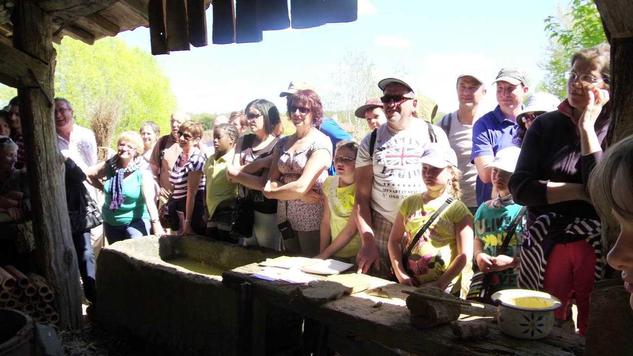 Le village des vieux métiers : retour aux sources