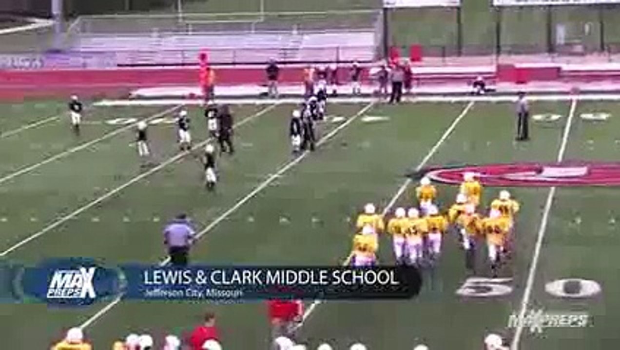 Middle School Team Pulls Off -Ugly Kardashian- Trick Play - YouTube