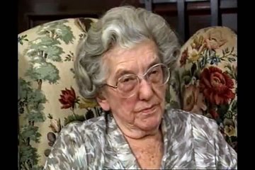 Eva Hart speaks about her memories of the Titanic . .  survivor interview