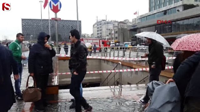 Elektrikler kesildi metro seferleri durdu