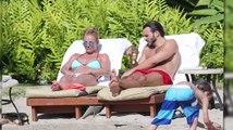 Britney Spears en vacances à Hawaï avec son nouveau petit-ami Charlie Ebersol