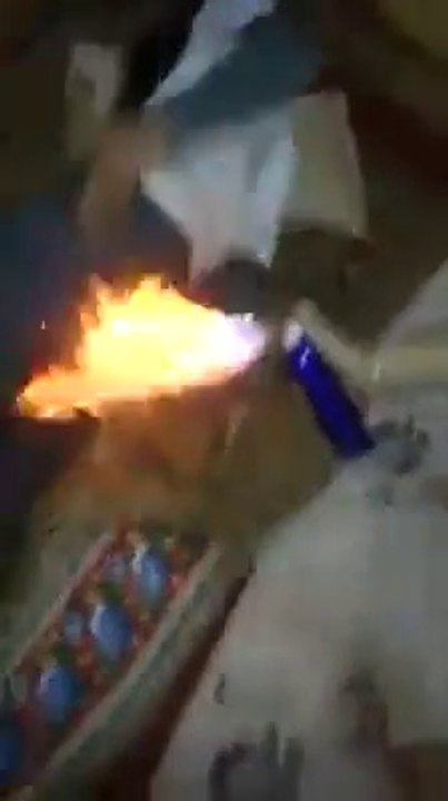 friends ki masti - friends are burning friend's hip :D -must watch