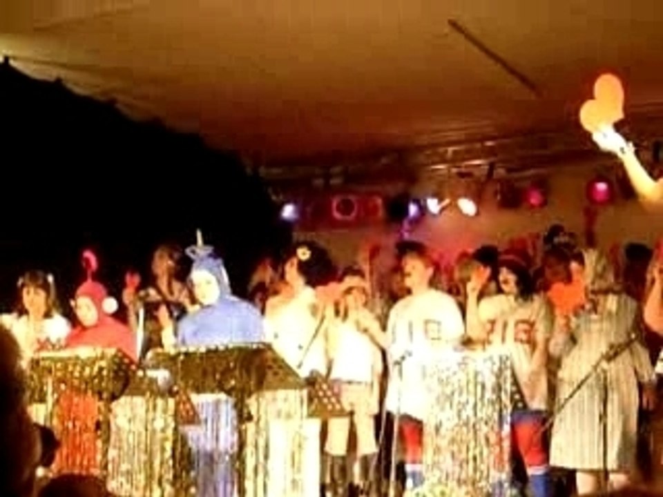 LES TROUBADINGUES